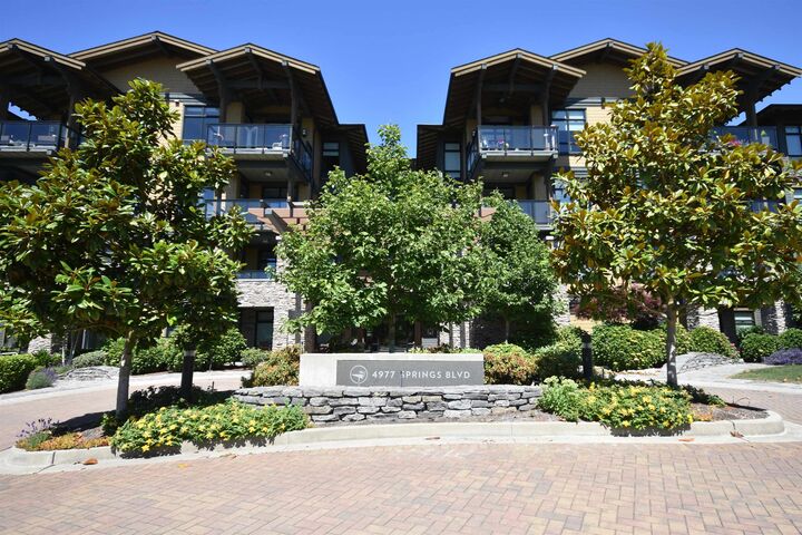 4977 Springs Boulevard 409 — photo 1