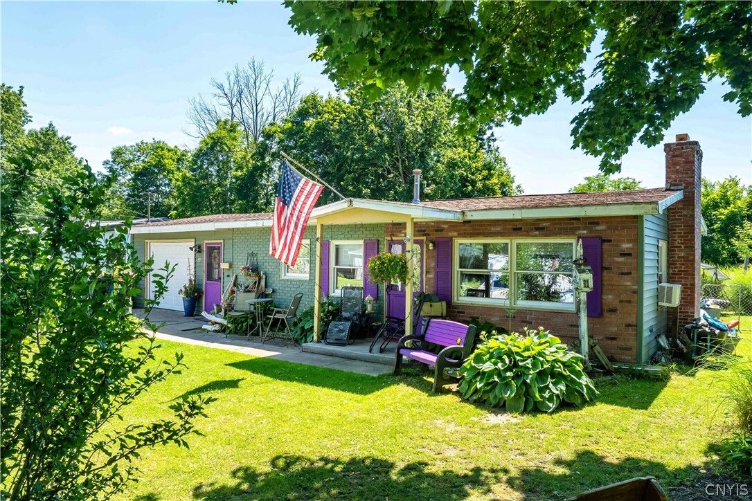 Property Photo:  22 Denesha Place  NY 13069 