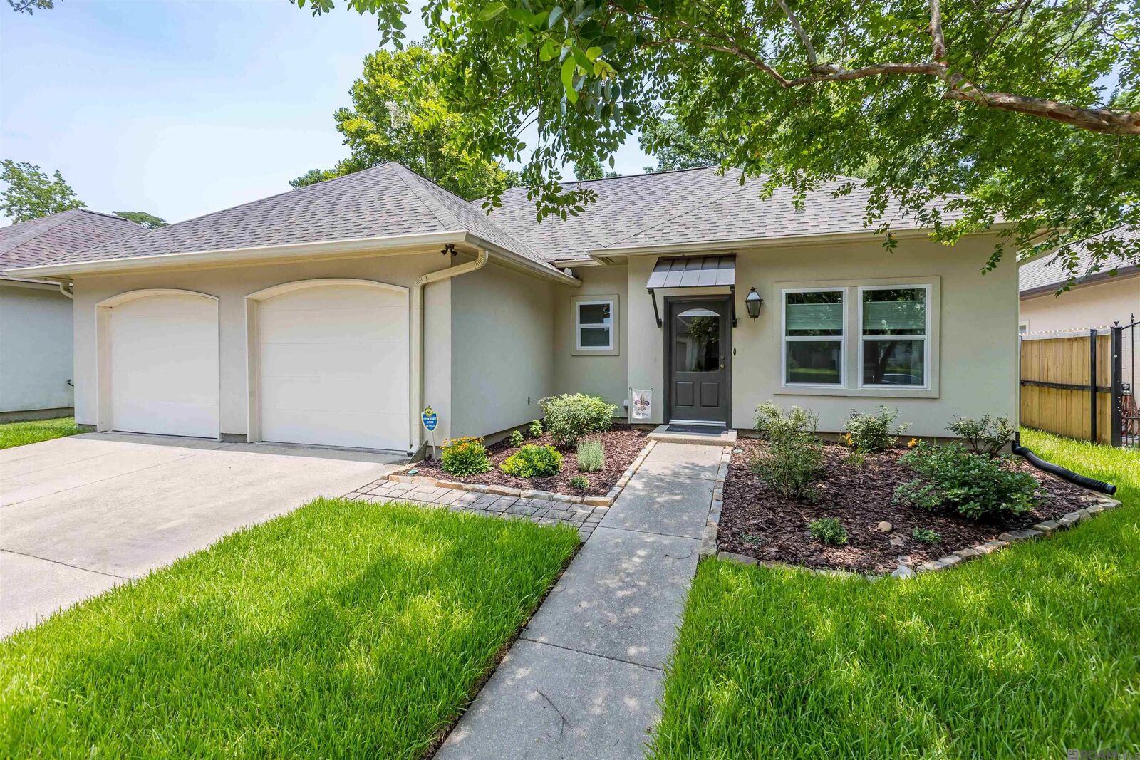 Property Photo:  9379 Boone Dr  LA 70810 