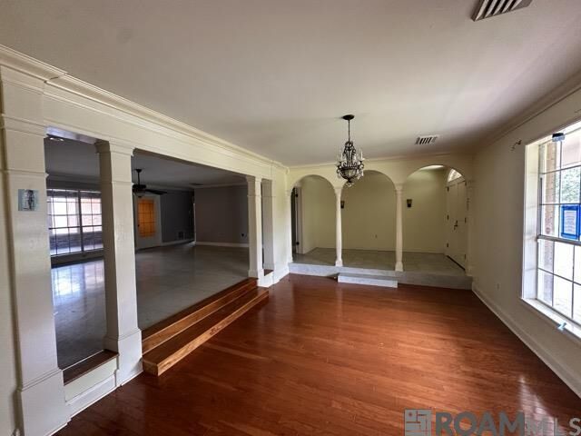 Property Photo:  1087 Sherwood Forest Blvd  LA 70815 