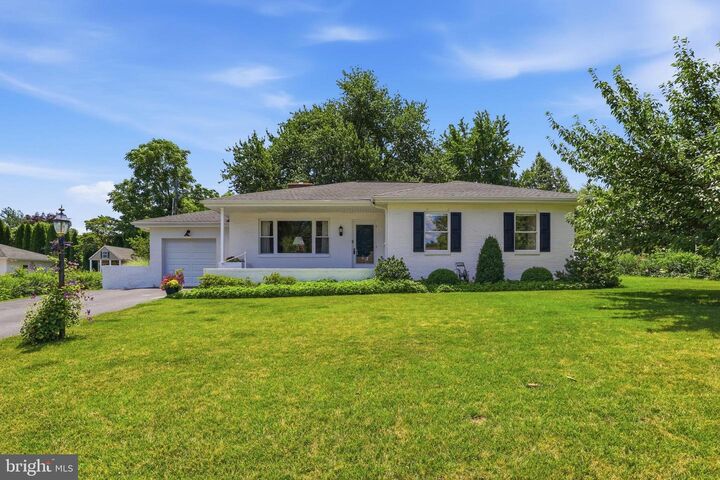 Property Photo:  348 Hillside Lane  PA 17403 