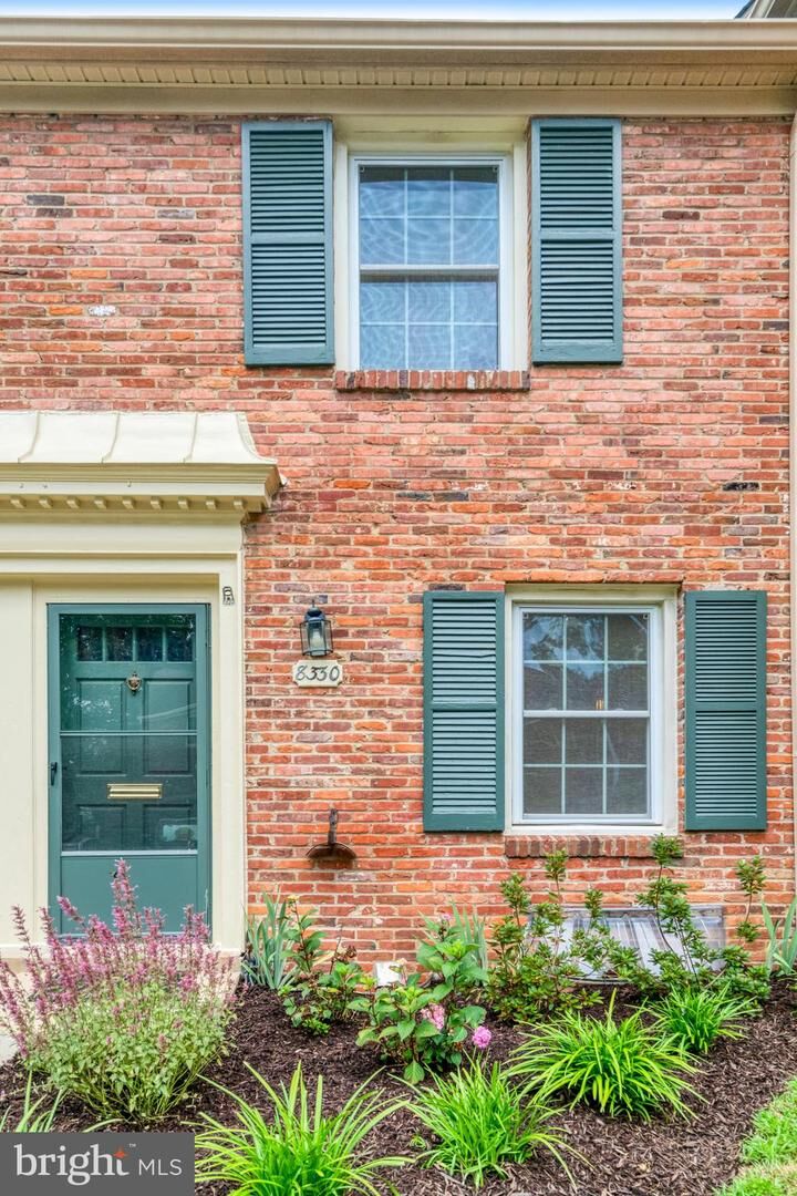 Property Photo:  8330 Darlington Street 467  VA 22152 