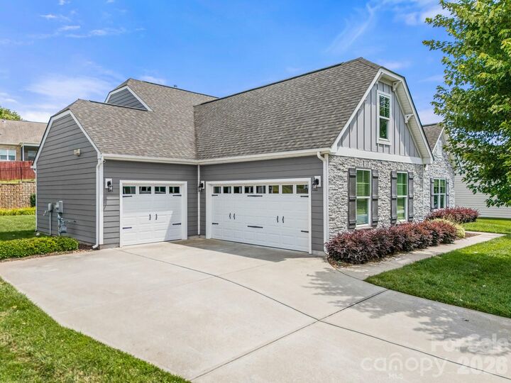 Property Photo:  115 Morden Loop  NC 28115 