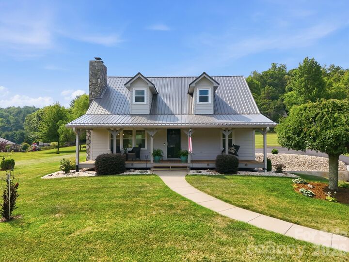 Property Photo:  73 Rivercrest Court  NC 28716 