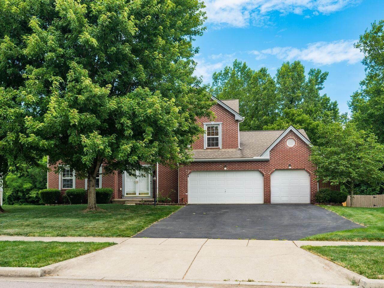 Property Photo:  124 Long Hollow Drive  OH 43062 