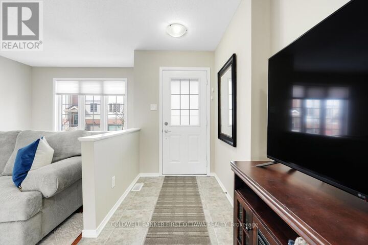 Property Photo:  348 Wiffen Private  ON K2H 1G4 