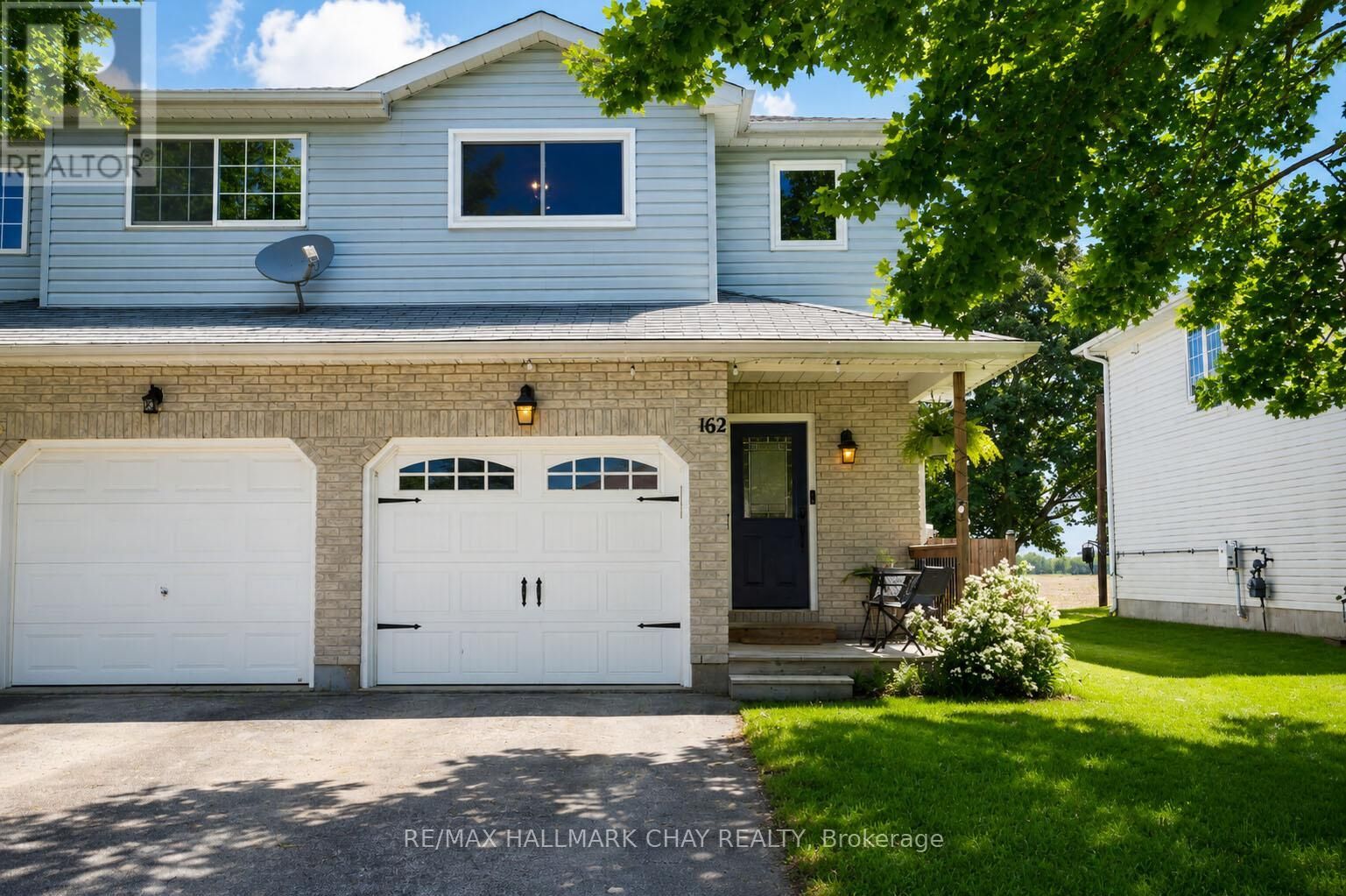 Property Photo:  162 Ritchie Crescent  ON L0L 1P0 