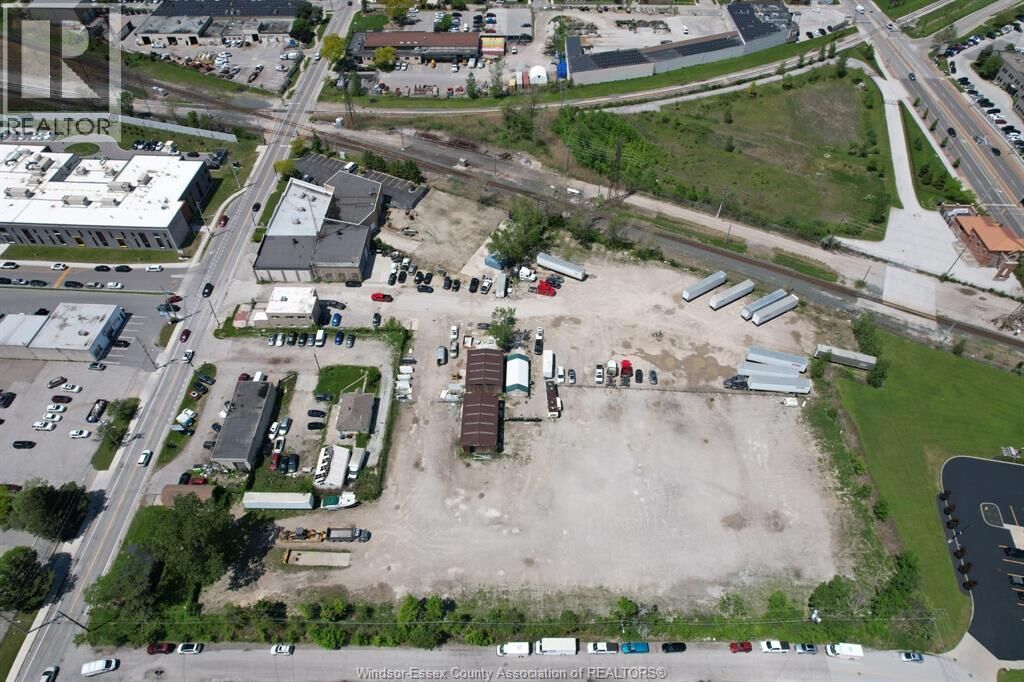 Property Photo:  2490 McDougall Street  ON N8X 3N7 