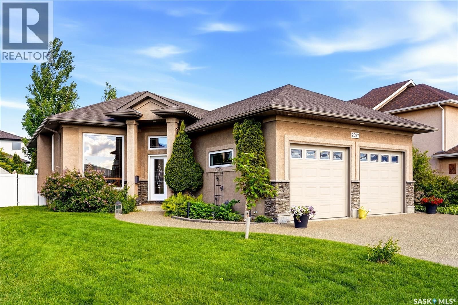 Property Photo: 2587 Linner Way SK S4V 1E7
