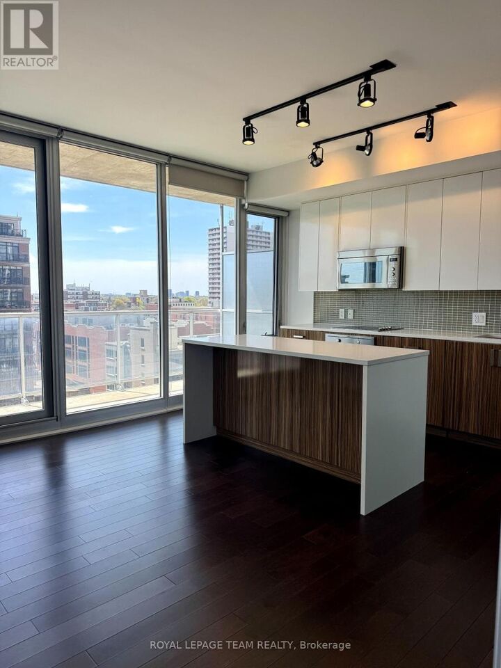 Property Photo:  300 Lisgar Street 806  ON K2P 0E2 