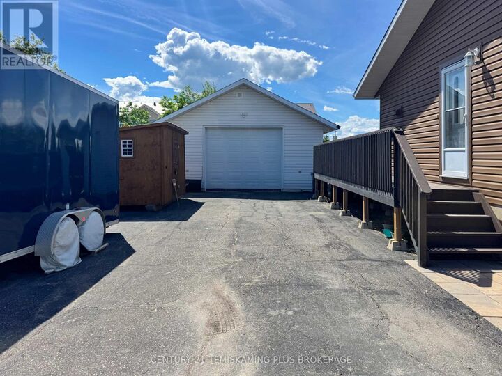 Property Photo:  248 Raymond Street  ON P0J 1P0 