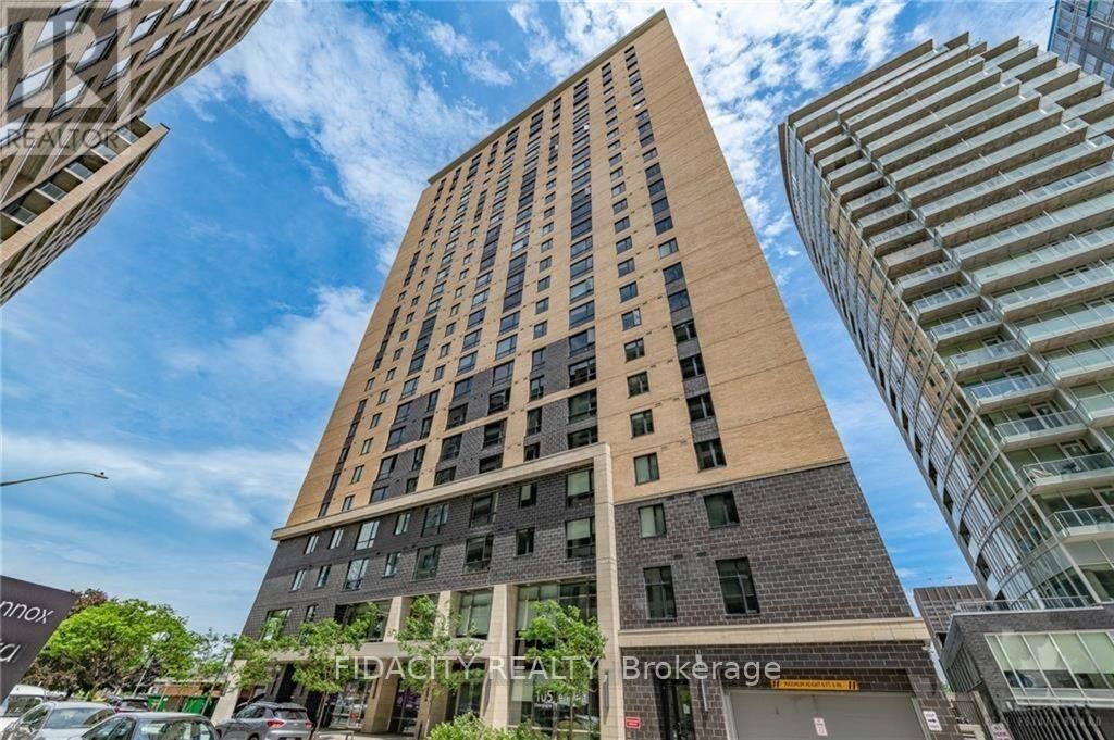 Property Photo:  105 Champagne Avenue  ON K1S 4P3 