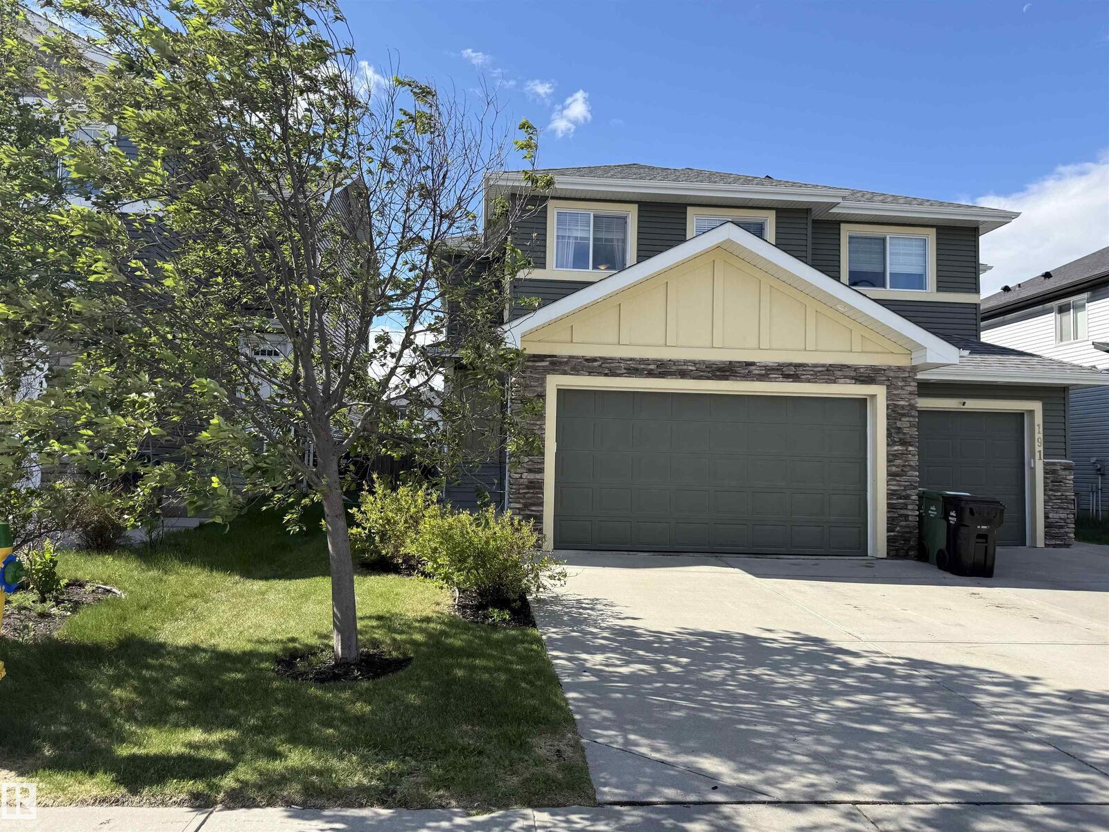 Property Photo:  189 Reed Place  AB T9E 0S6 