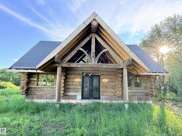Property Photo: 24423 Twp Road 605A AB T0G 1S0