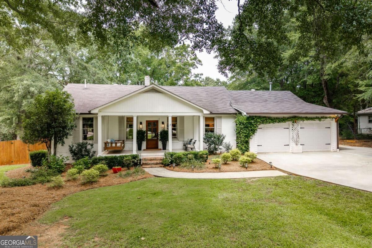 Property Photo: 3790 Barnett Shoals Road GA 30605