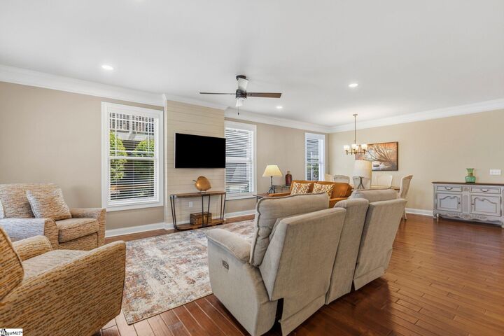 Property Photo: 14 Ridenour Avenue SC 29617