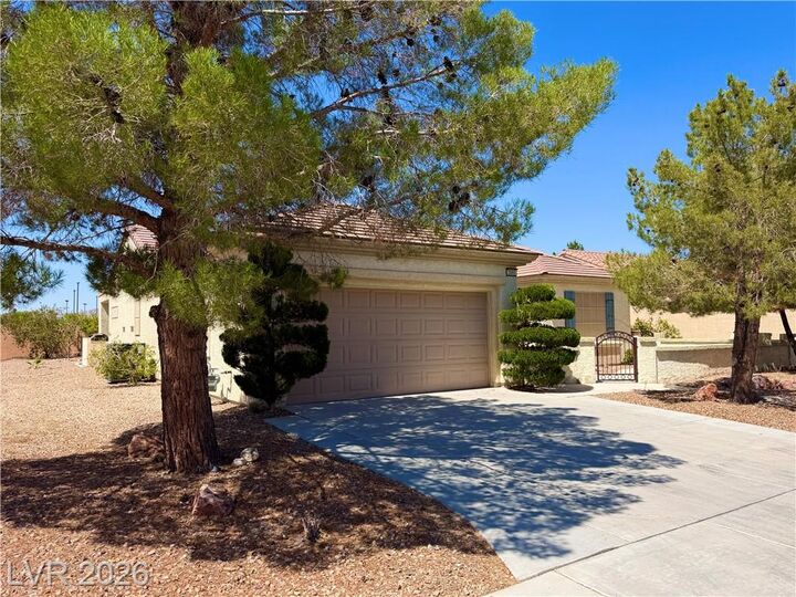 Property Photo:  2895 Maffie Street  NV 89052 