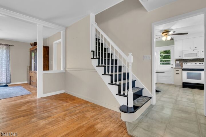 Property Photo:  13 Allen St  NJ 08822 