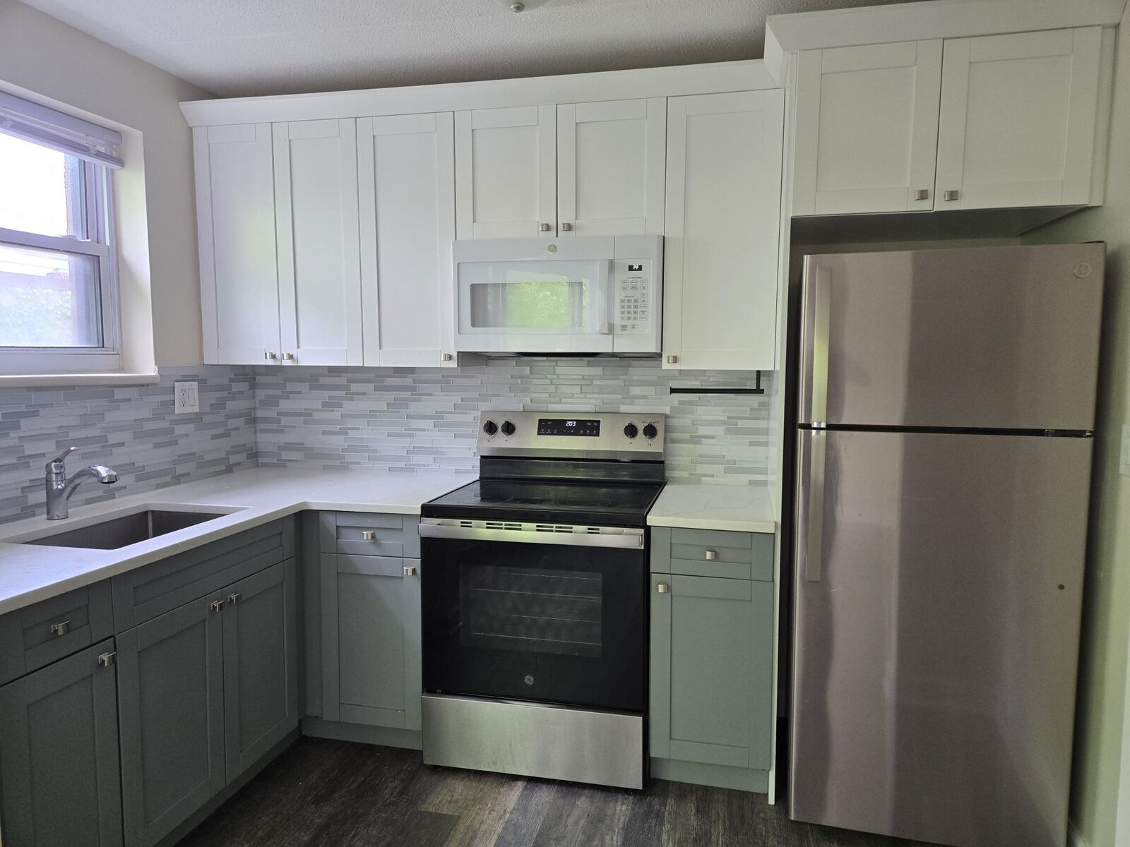 Property Photo: 685 Prospect Ave 10 B NJ 07002