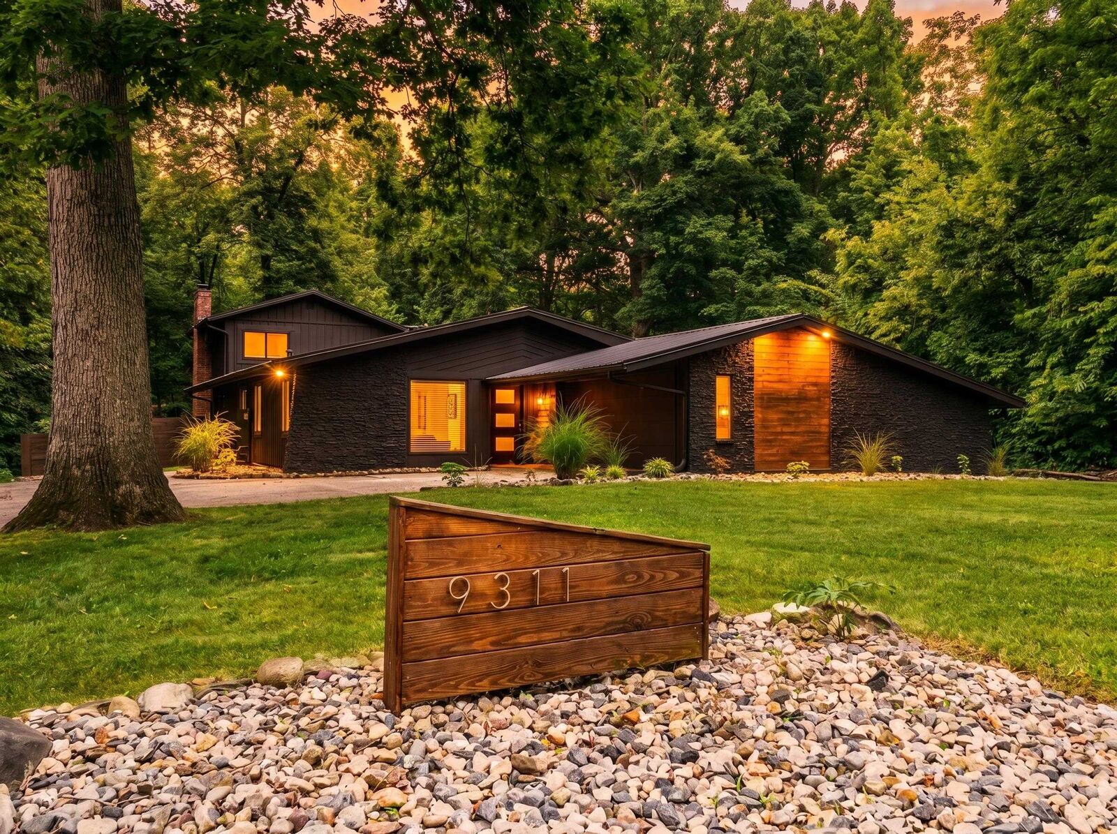 Property Photo:  9311 Starland Court  IN 46804 