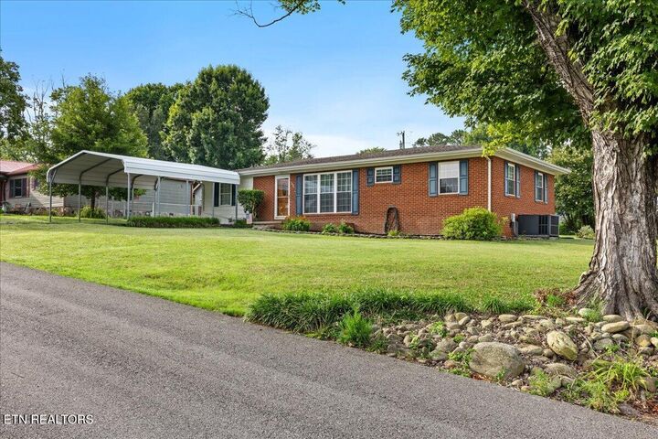 Property Photo:  1231 Morgan St  TN 37303 