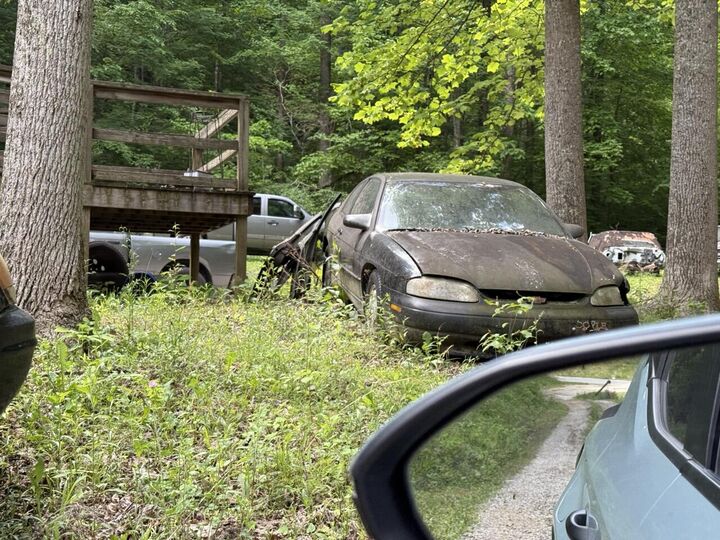Property Photo: 1676 Highway 3447 KY 40447