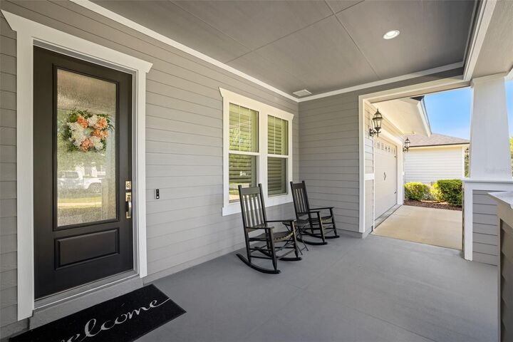 Property Photo:  2529 SW 118th Terrace  FL 32608 