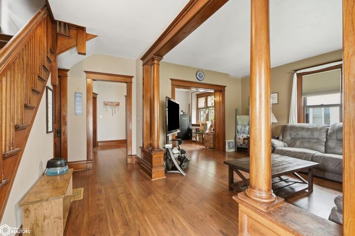 Property Photo:  1115 Main Street  IA 52637 