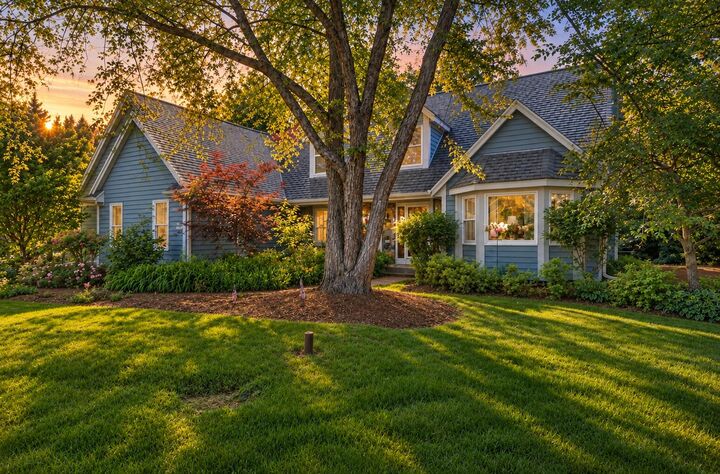 Property Photo: W326s1480 Forest Hills Dr WI 53018