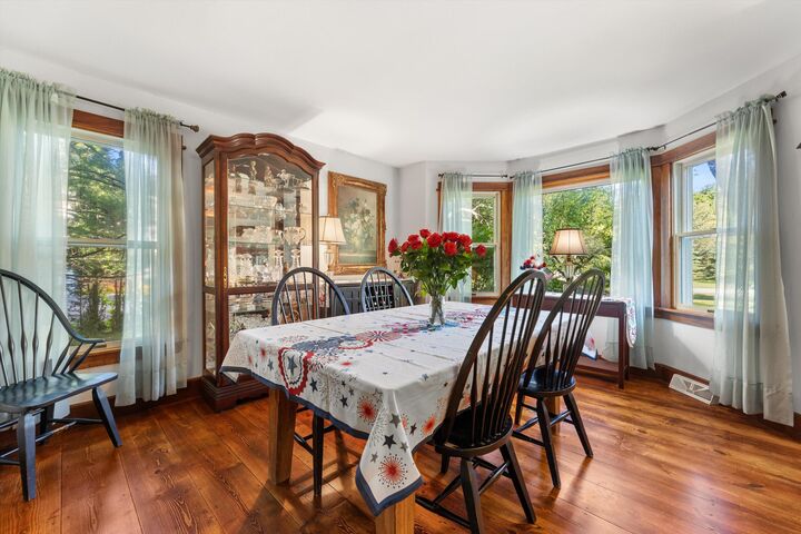 Property Photo: W326s1480 Forest Hills Dr WI 53018