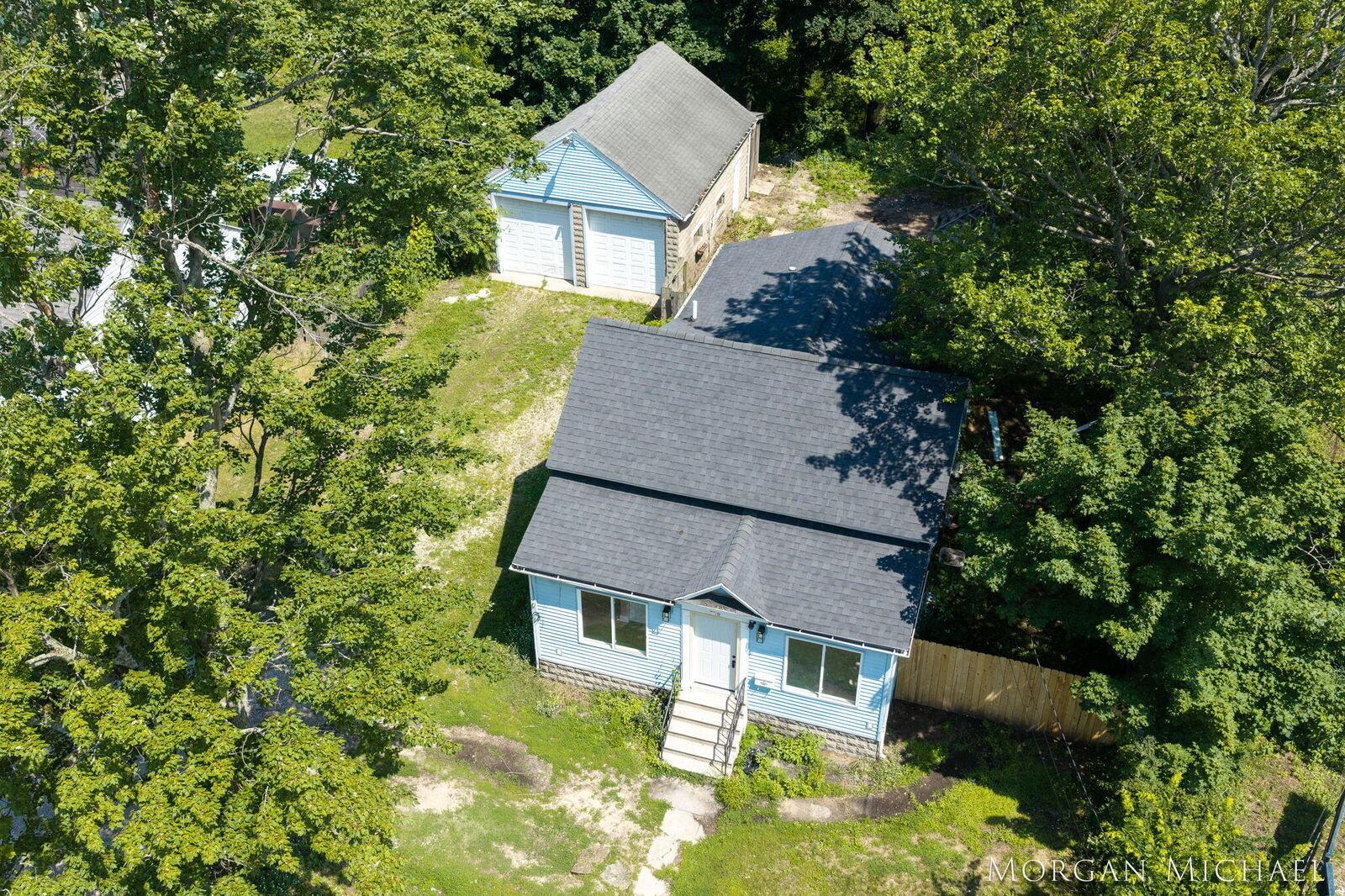 Property Photo: 700 Oak Avenue MI 49442