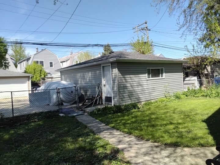 Property Photo:  5484 W Gettysburg Street  IL 60630 