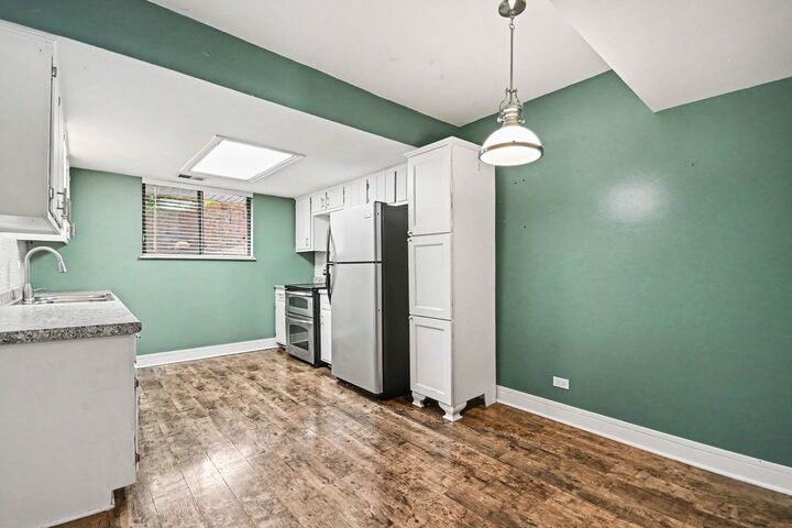 Property Photo:  1918 Heatherway Lane 39  IL 60451 