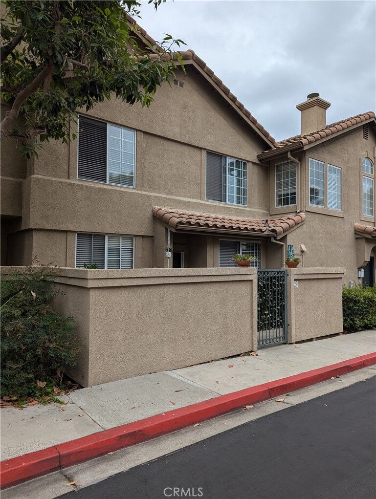 Property Photo:  29 Sentinel  CA 92656 