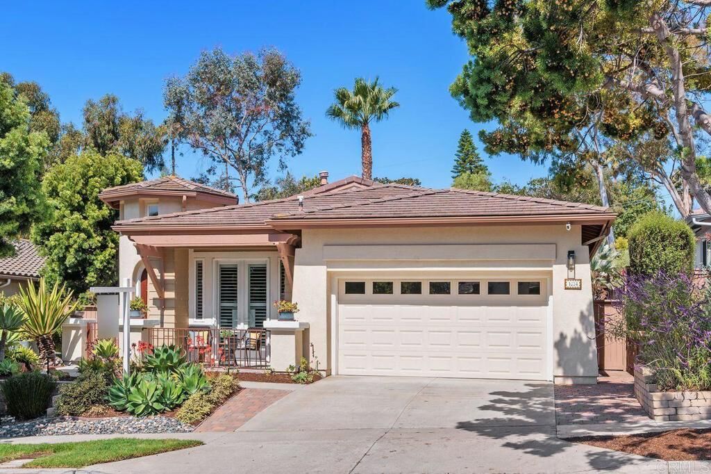 Property Photo: 1034 Alexandra Lane CA 92024