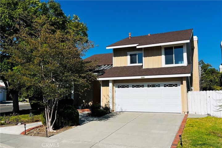 Property Photo:  26276 Buscador  CA 92692 