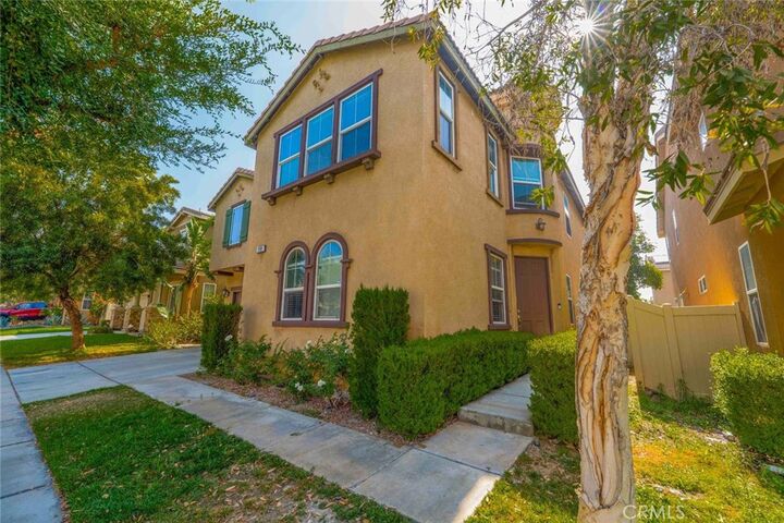 Property Photo:  1109 N Yucca Ave  CA 92376 