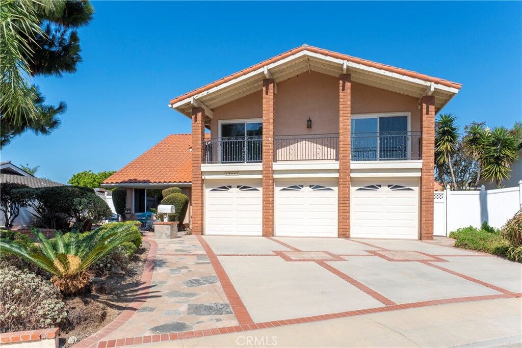 Property Photo: 19441 Summer Breeze Lane CA 92648