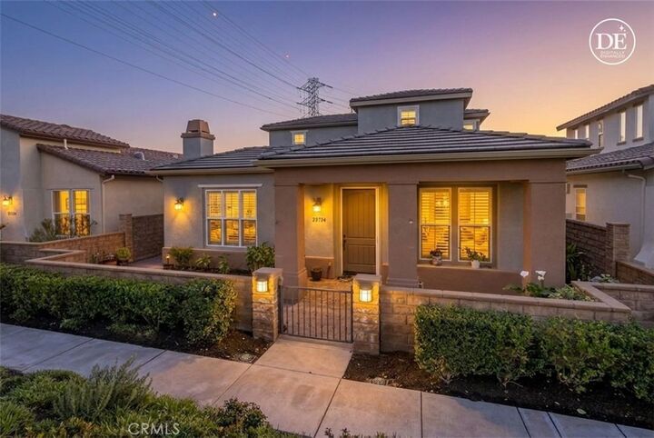 Property Photo:  23734 Mahogany Court  CA 91354 