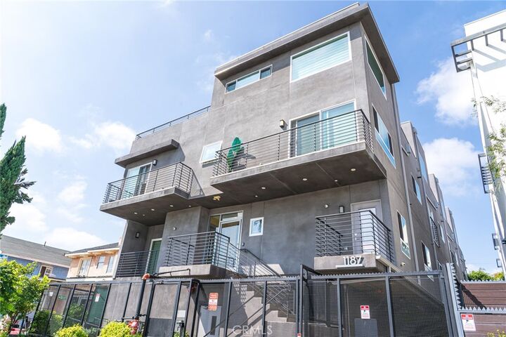 Property Photo:  1187 Crenshaw Boulevard 103  CA 90019 