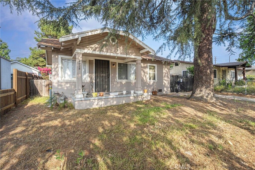 Property Photo:  4928 Highland View Avenue  CA 90041 