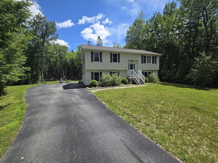 Property Photo: 10 Jays Way ME 04444