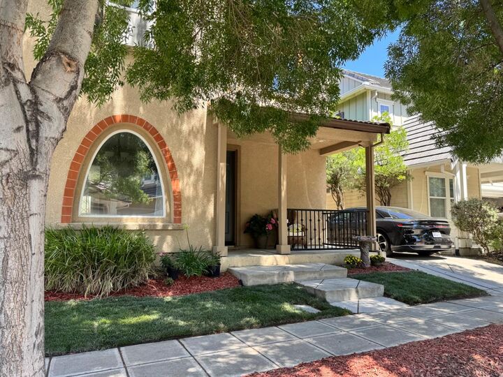 Property Photo:  188 S Pacifico Street  CA 95391 