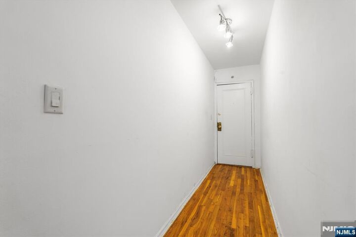 Property Photo: 130 Orient Way 4H NJ 07070