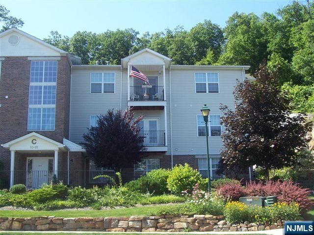 Property Photo: 75 Mountainview Court NJ 07457
