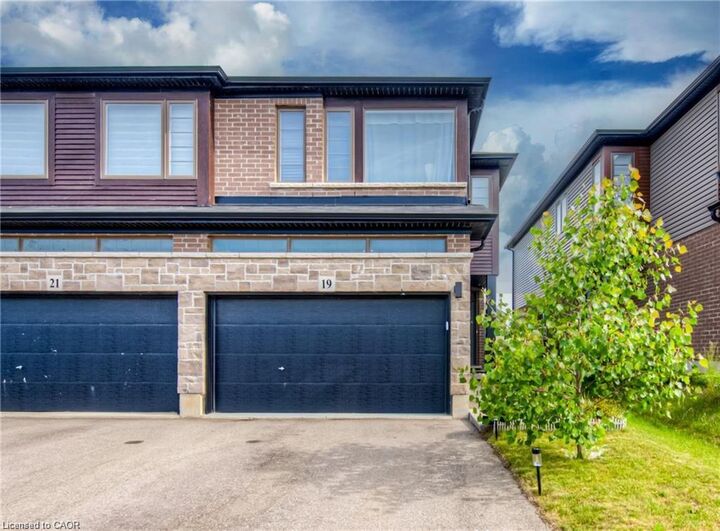 Property Photo:  19 Baker Lane  ON N3L 0K3 