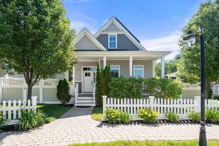 Property Photo:  13 Boyde'S Crossing  MA 02056 