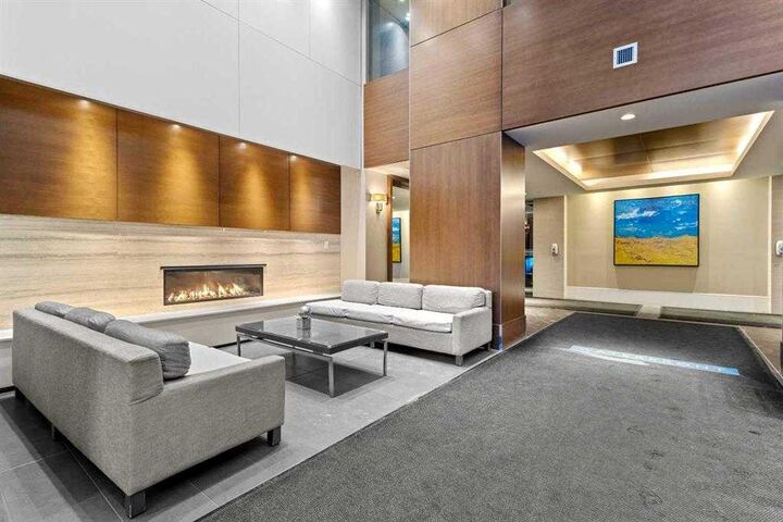 Property Photo: 222 Riverfront Avenue SW 1321 AB T2P 0W3