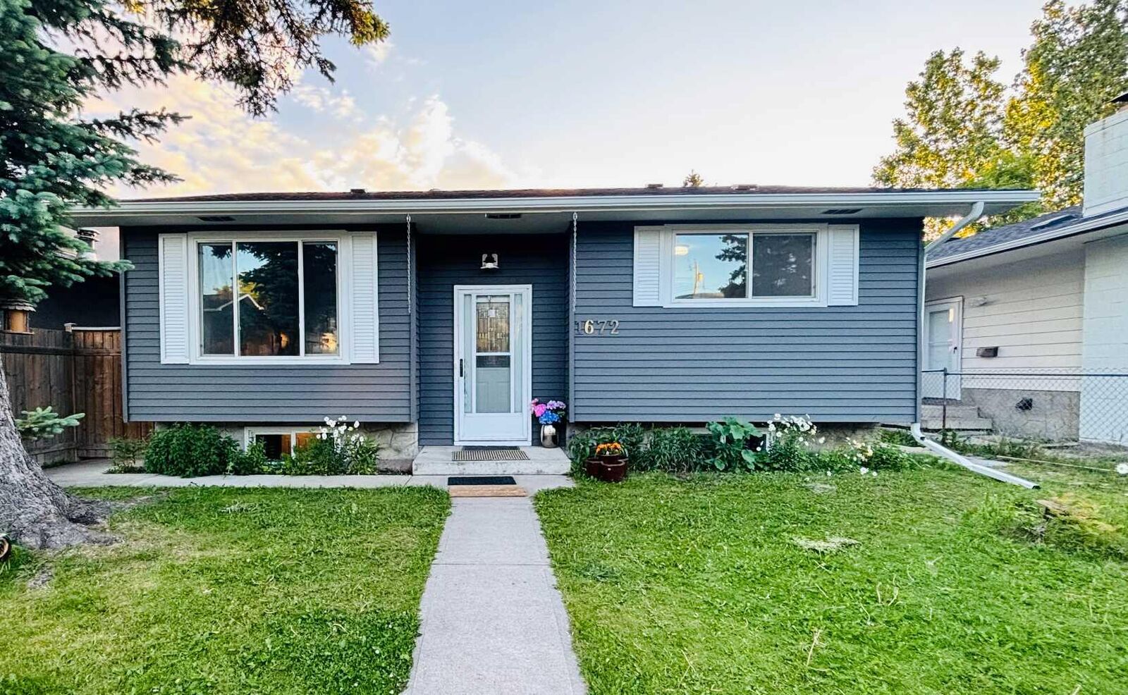 Property Photo: 1672 Marlyn Way NE AB T2A 3K7