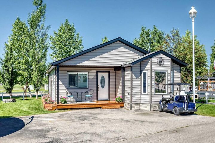 35468 Range Road 30, 3049 — photo 1